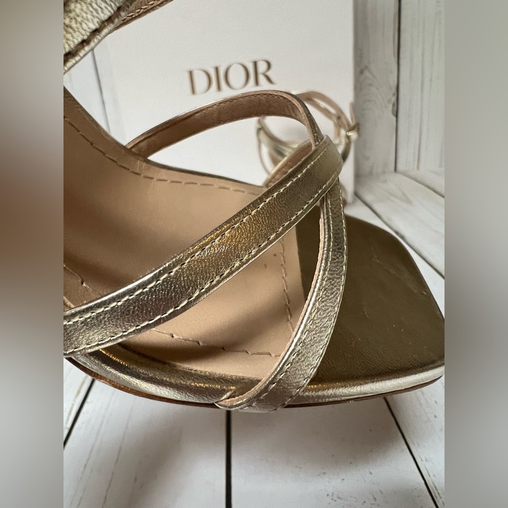 Christian Dior Rhodes Strappy Leather Sandal Pale Gold Sz 35 / 5 - Picture 11 of 15